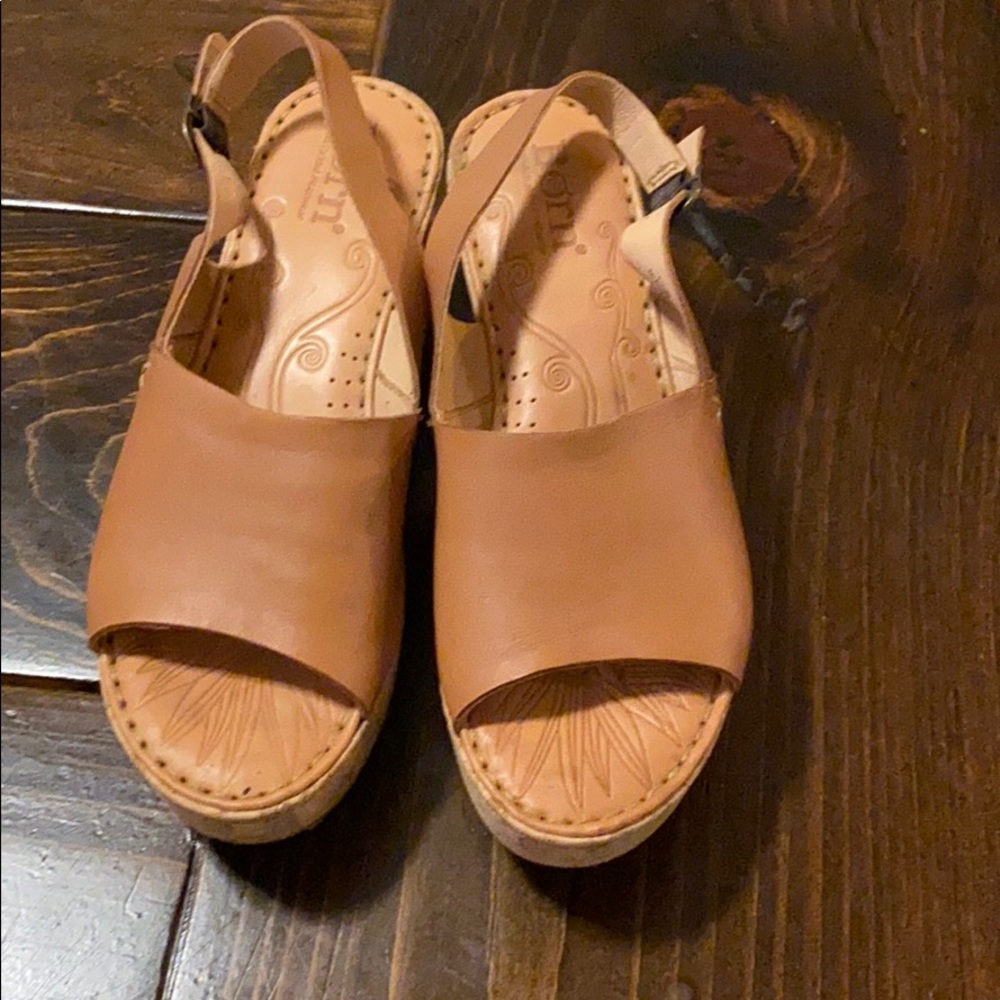 Born wedge sandals